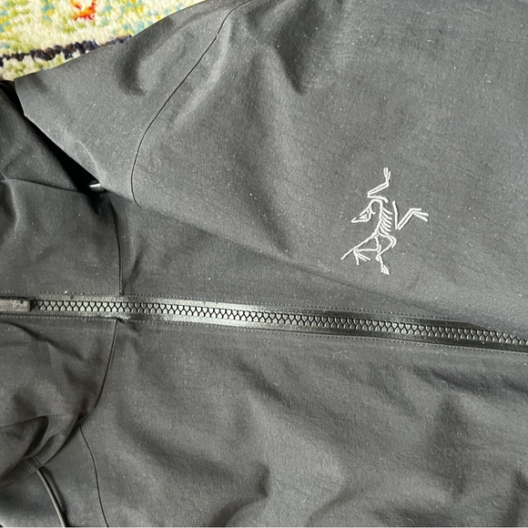 Arcteryx camosun men’s XS - Picture 6 of 9